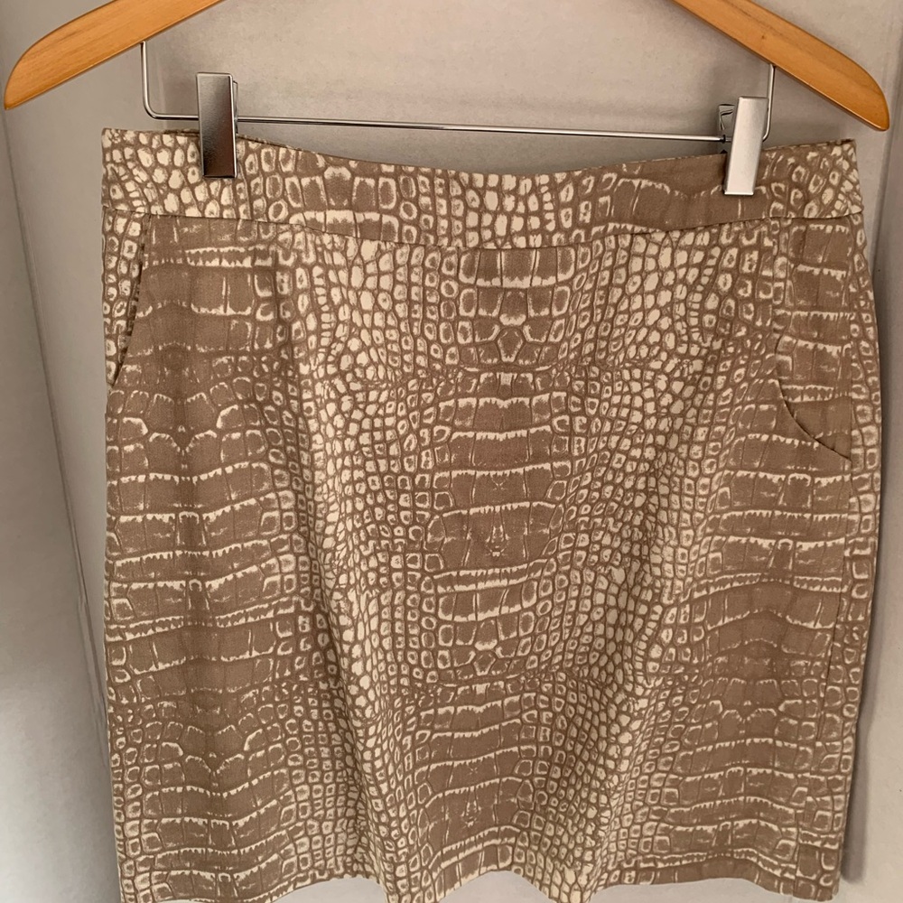 Valerie Bertinelli Tan Mini Pencil Skirt